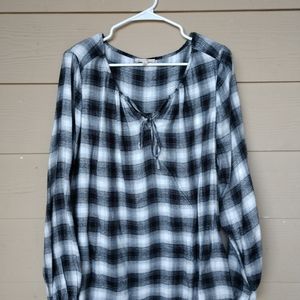 Black plaid peasant style top